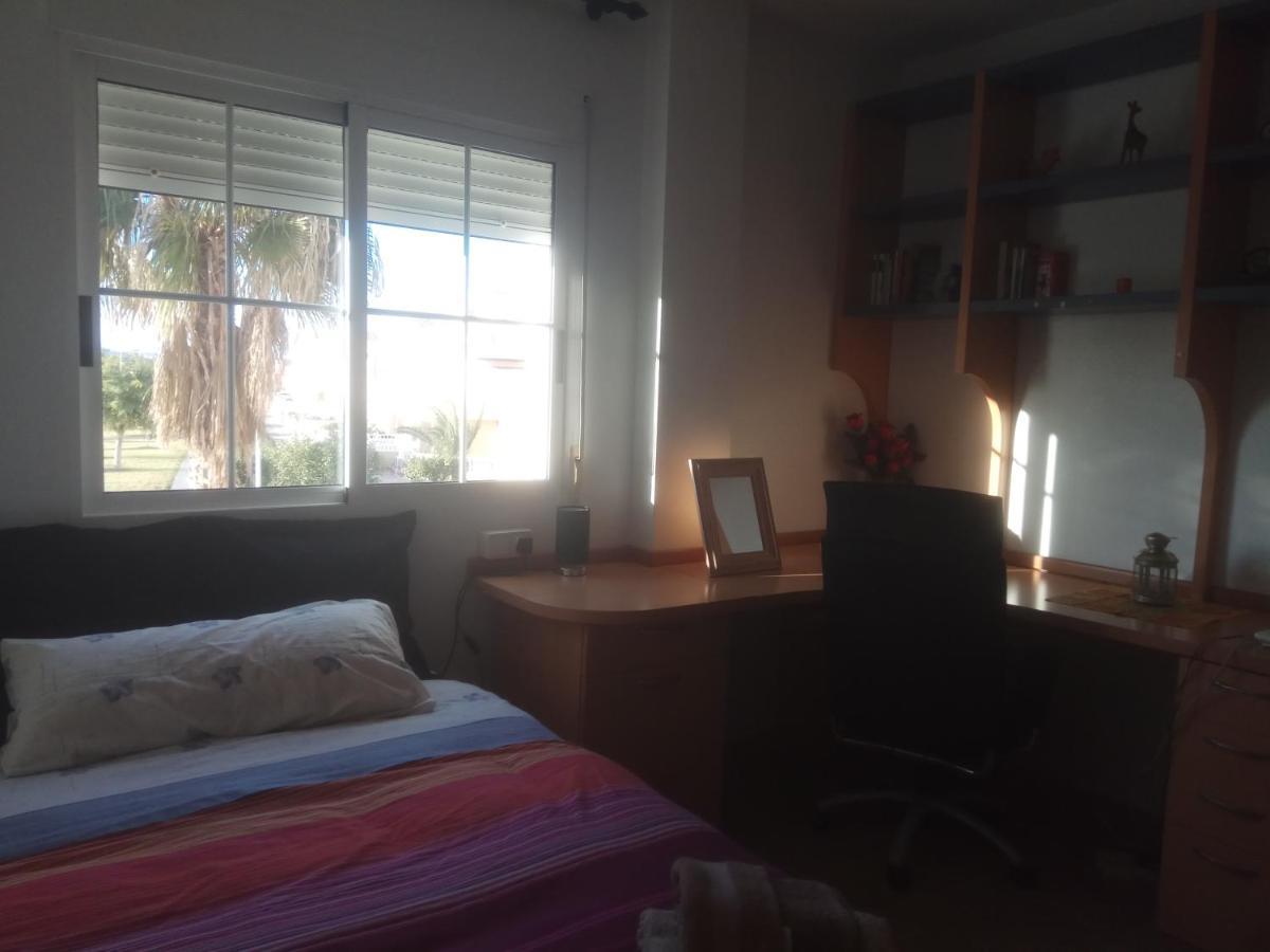 BNB Casa Frente Al Lago Rosa Torrevieja Exterior foto